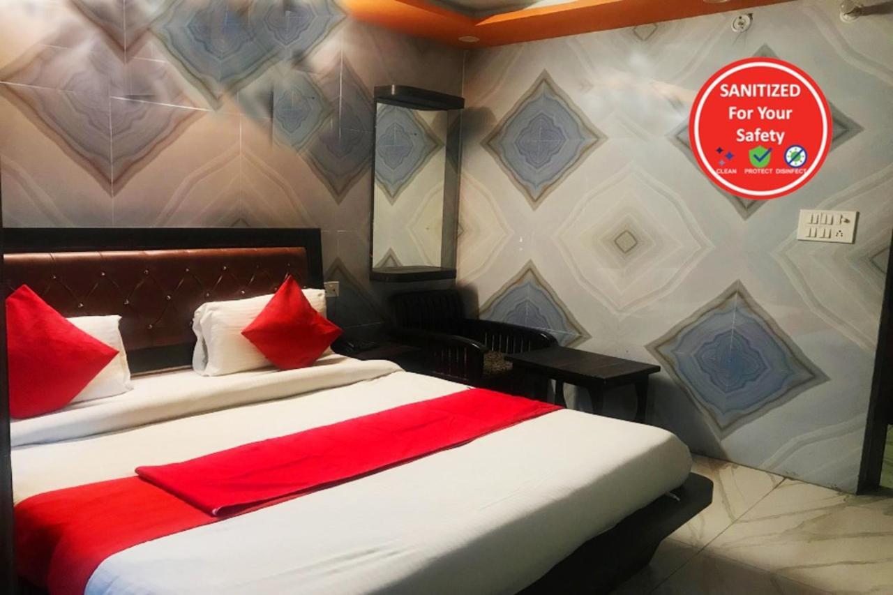 Goroomgo Krishna Palace Charbagh 3*
